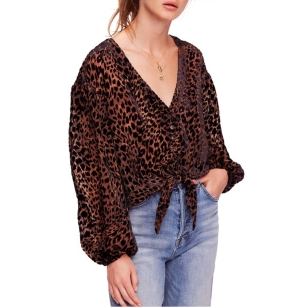 Free People Wild Dreams Printed Blouse NWT Size Medium Animal Boho Velvet Chic